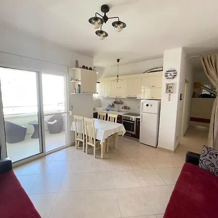 Apartman 9 Qerret Albania *