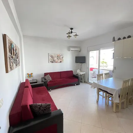 Apartman 9 Qerret Albania *