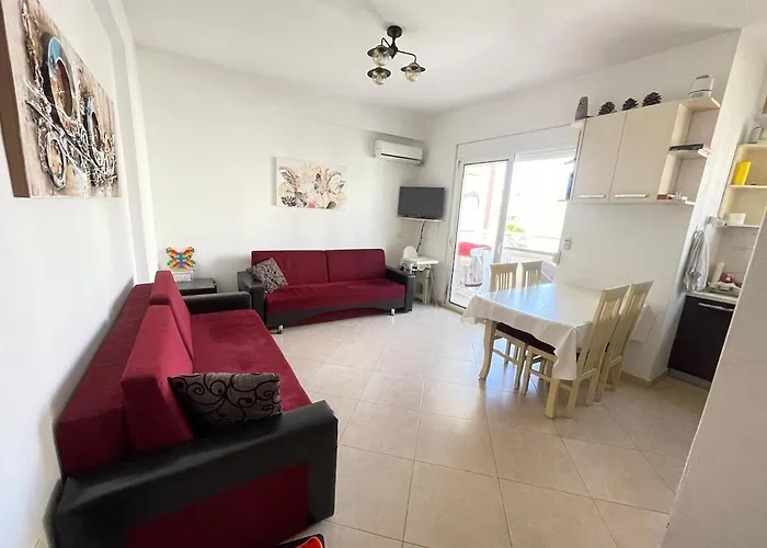 9 Qerret Albania Apartman Golem